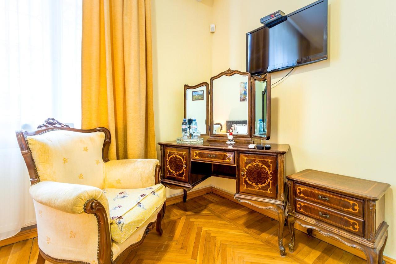 V Park Hotel Tbilisi Luaran gambar