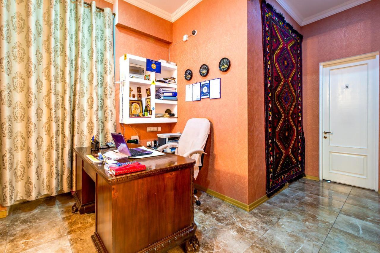 V Park Hotel Tbilisi Luaran gambar